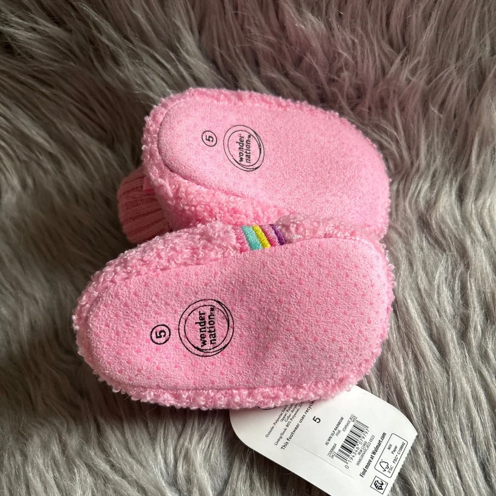 Wonder Nation Slippers Baby Girl's Size 5 Pink Fuzzy Rainbow Shoes 12-18 Months